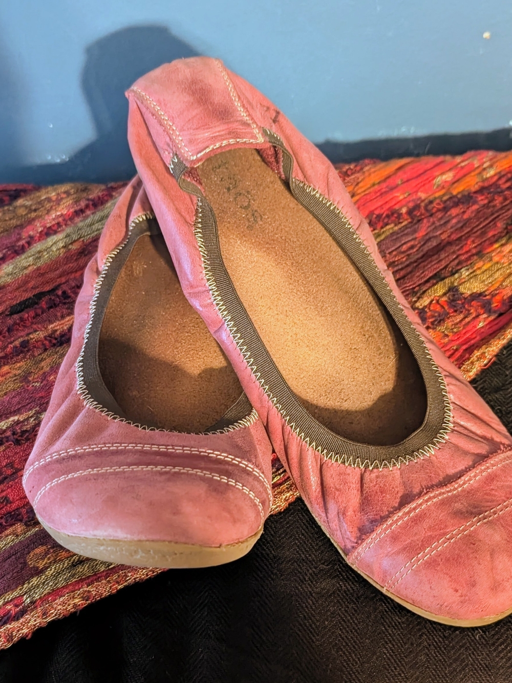 Vintage Taos Faded Leather Burgandy Red Supportive Flat Size 41 10 10.5